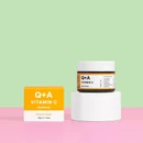 Q+A Ragyogásfokozó hidratáló C-vitaminnal
