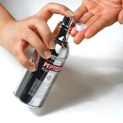 Medi-Peel Peptide 9 Volume All In One feszesítő esszencia peptidekkel