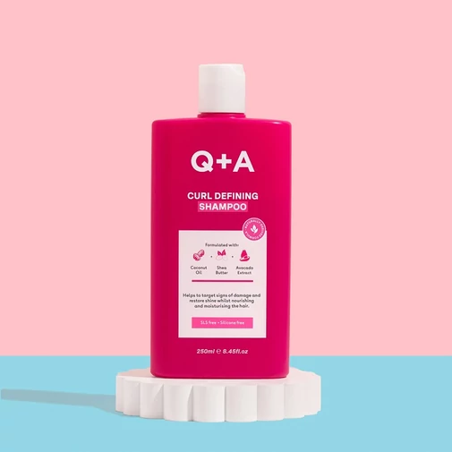 Q+A Sampon göndör hajra