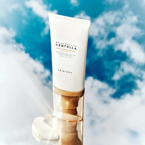 SKIN1004 Madagascar Centella Air-Fit Suncream Light ásványi fényvédő SPF30