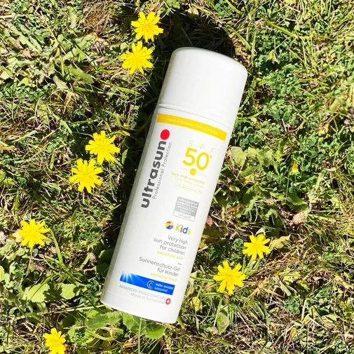 Ultrasun Kids fényvédő gyerekeknek arcra és testre SPF 50 