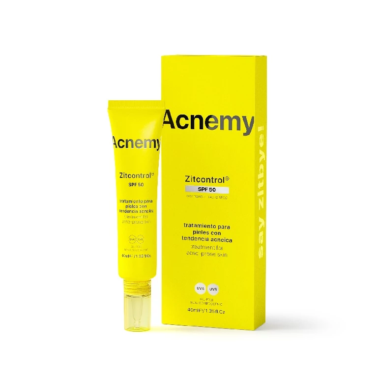 Acnemy-zitcontrol-SPF-50-fenyvedo-kifejezetten-aknera-hajlmas-borre-4