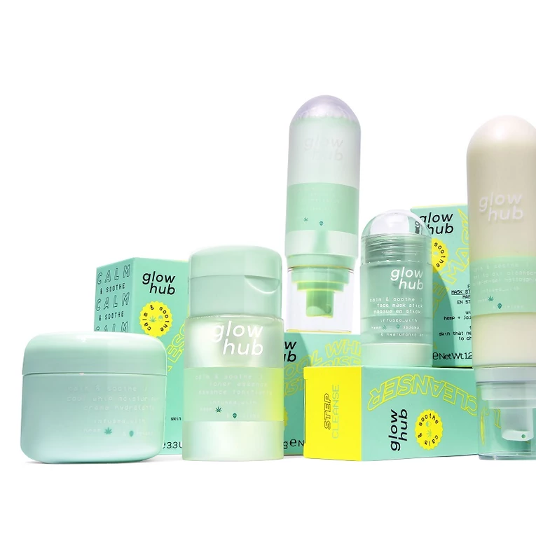 Glow Hub Calm & Soothe Gel to Oil bőrnyugtató arctisztító