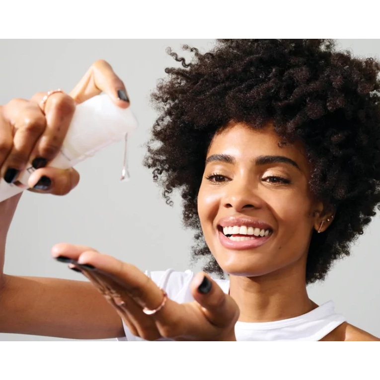 OLAPLEX No.9 Bond Protector Nourishing Hajszérum3