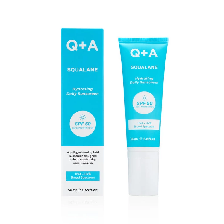 Q+A hidratáló fényvédő szkvalánnal arcra SPF503