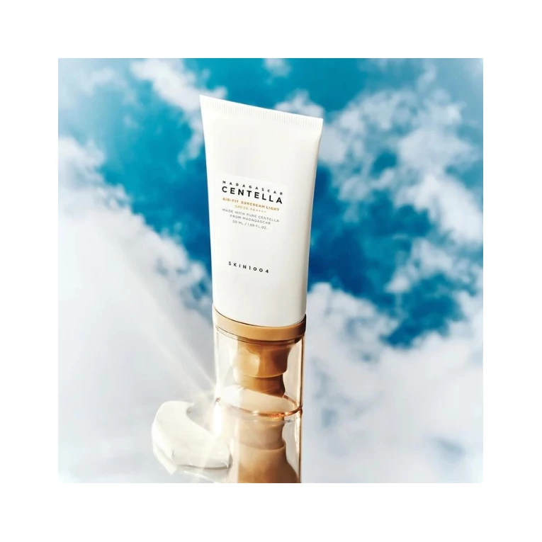 SKIN1004 Madagascar Centella Air-Fit Suncream Light ásványi fényvédő SPF30