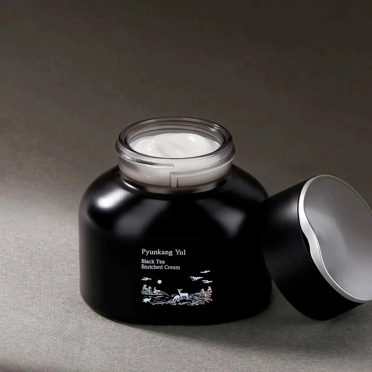 Pyunkand Yul Black Tea Enriched feszesítő  arckrém fekete tea kivonattal2