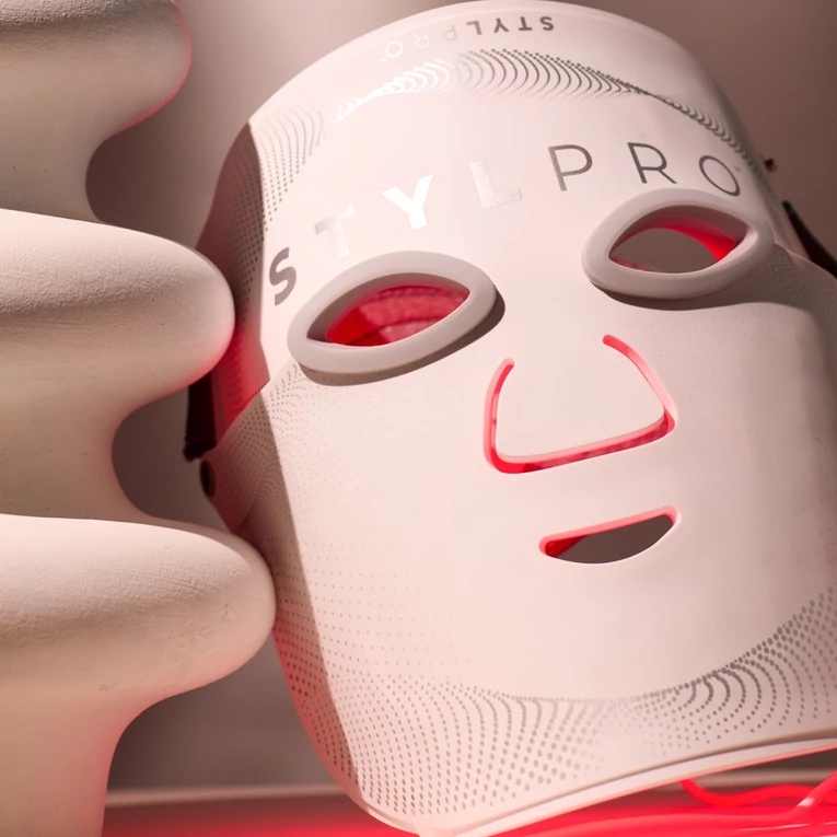 STYLPRO Wavelength Pro 5-in-1 multifunkciós ledmaszk arcra, fejbőrre és testre